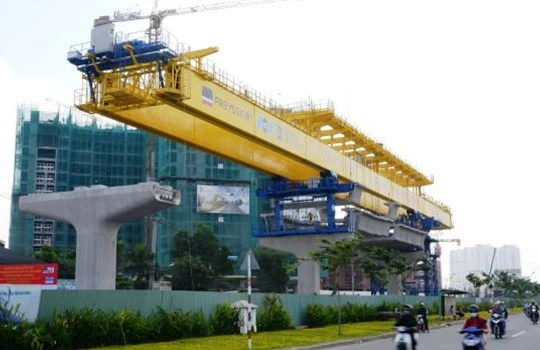 Dự án tuyến đường sắt đô thị số 1 Bến Thành - Suối Tiên đến nay mới giải ngân được 49%.