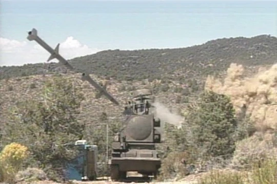 Tên lửa chống radar tiên tiến AGM-88E (AARGM). Ảnh minh họa Defence. Blog