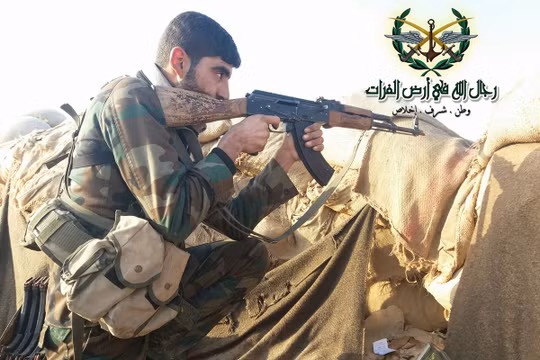 Binh sĩ quân đội Syria trên chiến trường Deir ezZor