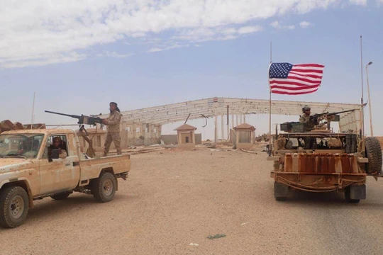 Căn cứ quân sự Mỹ ở thị trấn At-Tanf trên vùng biên giới Syria -Iraq - Jordan. Ảnh South Front