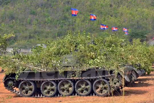 Xe tăng của quân đội Hoàng gia Campuchia. (Nguồn: Xuân Khu/Vietnam+)