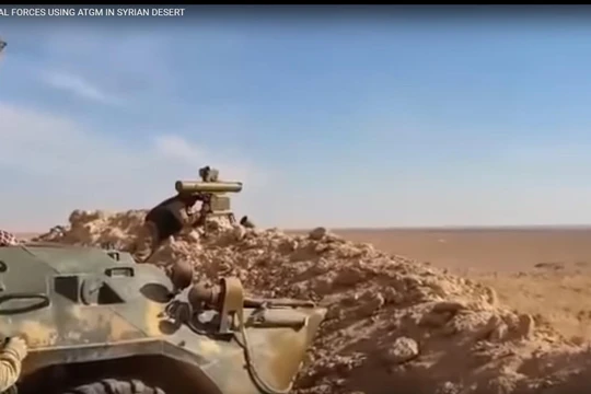 Đặc nhiệm Nga chiến đấu trên chiến trường sa mạc Deir Ezzor. Ảnh minh họa video Muraselon