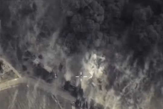 Bom FAB-500 không quân Nga xé nát trận địa kẻ thù