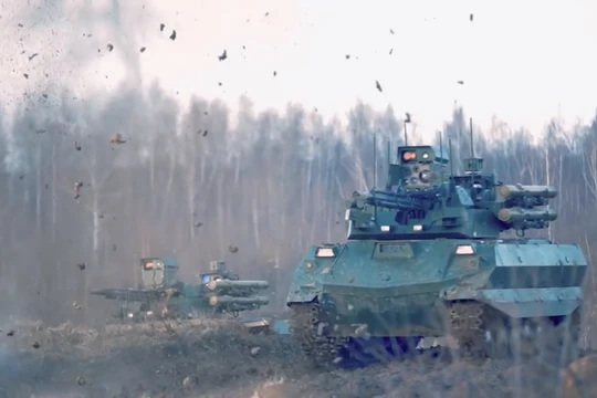 Xe thiết giáp robot Nga tham gia diễn tập bắn đạn thật. Ảnh minh họa video Bộ quốc phòng Nga