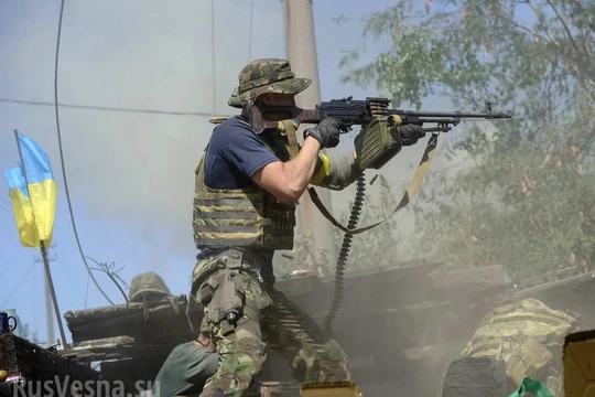 Xạ thủ súng máy PKMS Ukraina. Ảnh minh họa Rusvesna