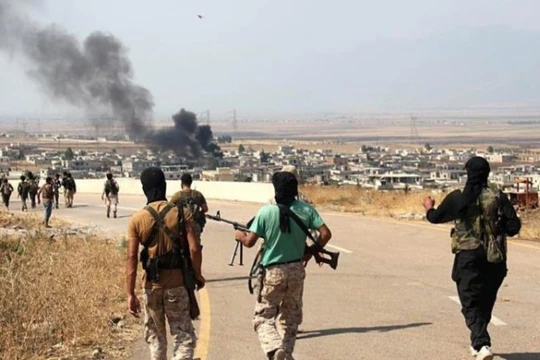 Lực lượng tăng cường của liên minh Hồi giáo cực đoan Jaish-al-Fatah đến Aleppo