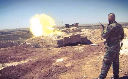 Lực lượng tinh nhuệ Tiger bắt đầu tấn công về hướng Đông Aleppo