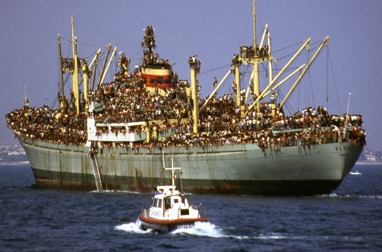 Chùm ảnh: cận cảnh kinh hoàng làn sóng người nhập cư