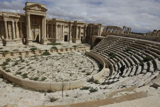Nhà hát La mã cổ đại ở Palmyra từ nay sẽ chỉ còn tồn tại trong các bức ảnh lịch sử