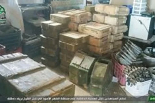 Một số lượng lớn vũ khí đạn dược của quân đội Syria bị chiếm giữ