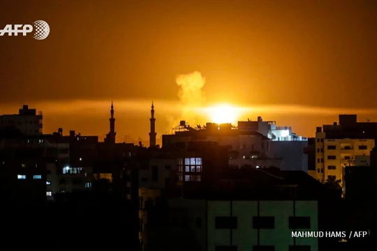 Không quân Isrel không kích Hamas trên dải Gara. Ảnh minh họa ShehabAgency