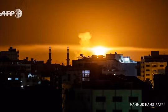 Không quân Isrel không kích Hamas trên dải Gara. Ảnh minh họa ShehabAgency