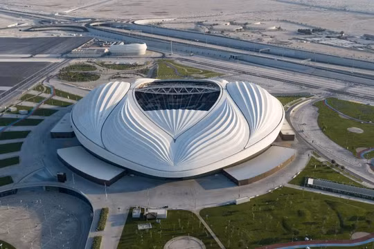 Sân vận đông World Cup ở Qatar. Ảnh video Engineering Interesting.