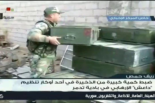 Kho vũ khí thu được của IS trên chiến trường khu vực Palmyra - Homs - ảnh minh họa video SANA