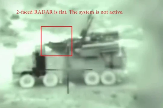 Tổ hợp pháo - tên lửa phòng không Pantsir-S1 khi bị tên lửa Israel tấn công. Ảnh minh họa South Front