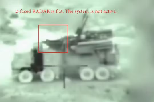 Tổ hợp pháo - tên lửa phòng không Pantsir-S1 khi bị tên lửa Israel tấn công. Ảnh minh họa South Front