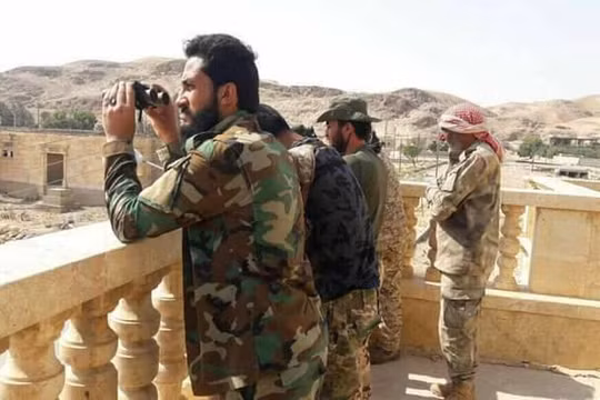 Binh sĩ quân đội Syria ở Deir Ezzor - ảnh minh họa Muraselon