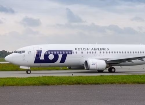 Hãng hàng không quốc gia Ba Lan gặp sự cố lớn vì bị tấn công mạng