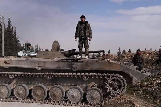 Một sĩ quan chỉ huy của lực lượng Tiger trên chiến trường Aleppo