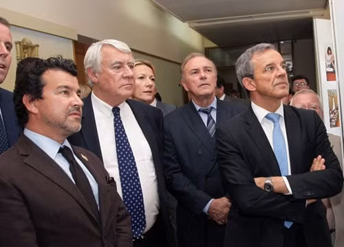 Đoàn nghị sĩ Pháp đã có chuyến thăm tới Crimea khiến Ukraine tức tối