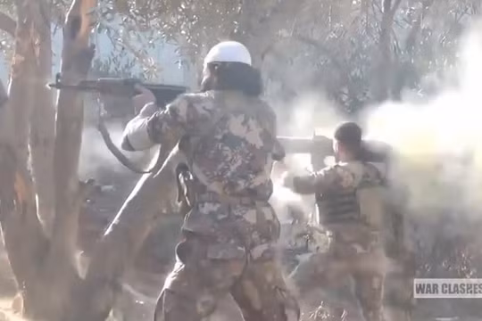 Những tay súng khủng bố tấn công vào Deir ezZor