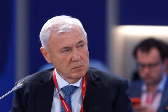 Anatoly Aksakov, Chủ tịch Ủy ban Chính sách Kinh tế của Duma Quốc gia, tham dự phiên họp của Diễn đàn Kinh tế Quốc tế St.Petersburg (SPIEF) ngày 16/6/ 2022 (Ảnh: Reuters)