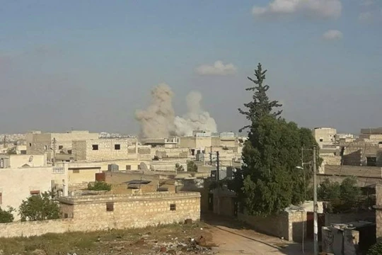 Không quân Nga lần đầu tiên không kích Aleppo. Ảnh Masdar News