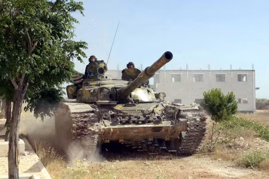 Quân đội Syria giành lại nhà máy xi măng Badia miền Đông Damascus