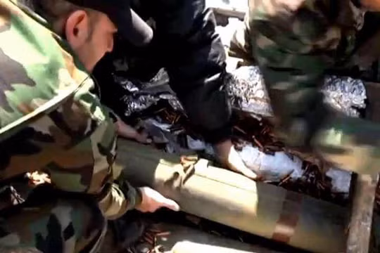 Những tên lửa chống tăng có điều khiển TOW bị thu giữ ở tỉnh Daraa