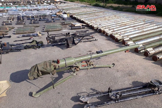 Quân đội Syria thu giữ vũ khí của lực lượng Hồi giáo cực đoan tại ngoại ô Damascus. Ảnh minh họa: SANA.