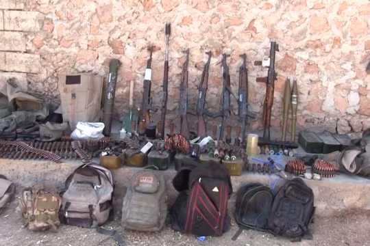 Lực lượng SDF thu vũ khí đạn dược từ IS ở thành phố Manbij