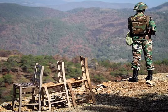 Chính quyền Syria và Hồi giáo đối lập trao đổi người dân