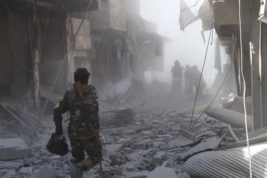 Thành phố Raqqa tan hoang sau cuộc chiến chống IS của SDF và liên quân do Mỹ dẫn đầu - ảnh Masdar News