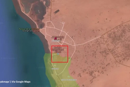  Liên minh quân sự Ả rập đánh chiếm sân bay thành phố cảng al-Hudaydah. Ảnh South Front