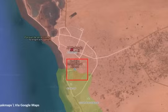  Liên minh quân sự Ả rập đánh chiếm sân bay thành phố cảng al-Hudaydah. Ảnh South Front