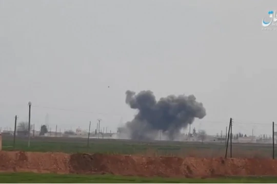 Không quân Syria không kích trên chiến trường Aleppo