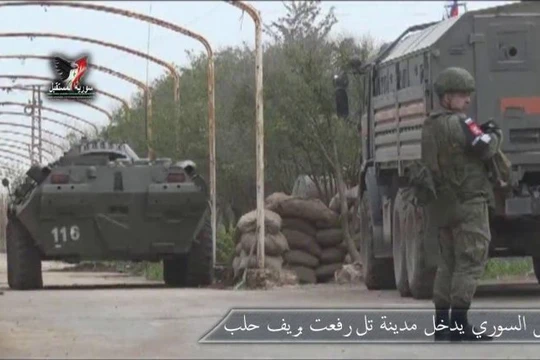 Quân cảnh Nga trong thị trấn Tal Riffat thuộc vùng Aleppo - ảnh minh họa Muraselon