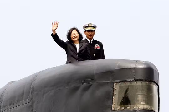 Tổng thống Đài Loan Thái Anh Văn trong chuyến thăm các căn cứ Hải quân