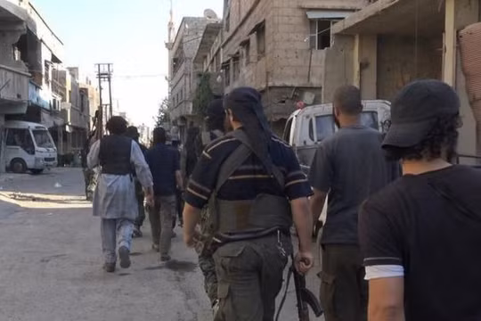 Lực lượng Hồi giáo cực đoan tấn công vào thành phố Aleppo