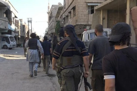 Lực lượng Hồi giáo cực đoan tấn công vào thành phố Aleppo