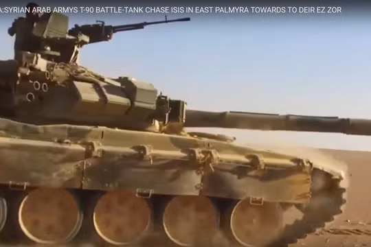 Xe tăng T-90 quân đội Syria trên chiến trường Palmyra
