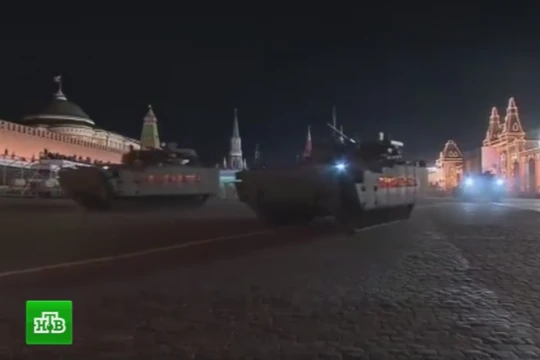 Diễn tập diễu hành trên Quảng trường Đỏ