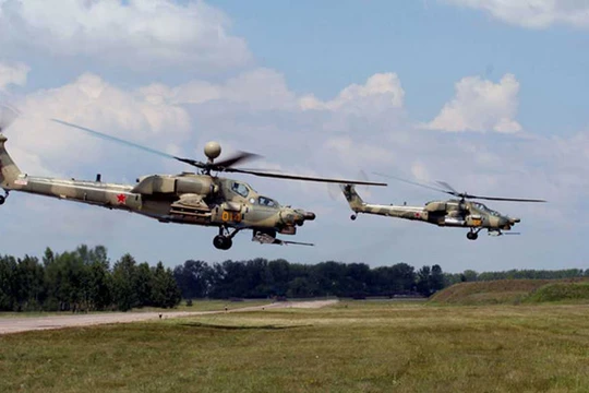 Video: Uy lực dữ đội của Mi-28 "Thợ săn đêm" và Mi-24 "Cá sấu"