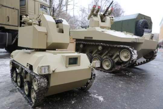 Tổ hợp robot "Soratnik" và “Nerekhta” thuộc tập đoàn Kalashnikov