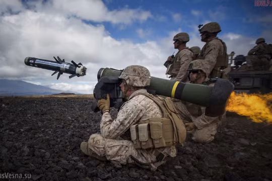 Tên lửa chống tăng có điều khiển FGM-148 Javelin do Mỹ sản xuất