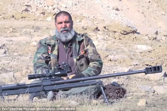 Xạ thủ bắn tỉa Abu Tahseen, 63 tuổi thề tiêu diệt hết các tay súng khủng bố IS trên quê hương mình