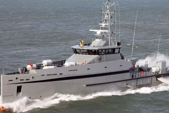 Tàu tuần biển lớp Metal Shark DEFIANT