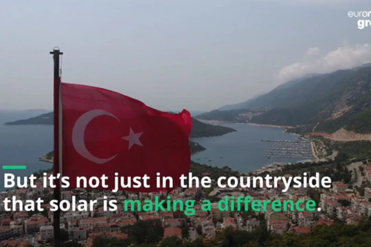 Thành phố Antalya Thổ Nhĩ Kỳ chuyển đổi nguồn cung cấp năng lượng. Ảnh Video Euro News Green. 