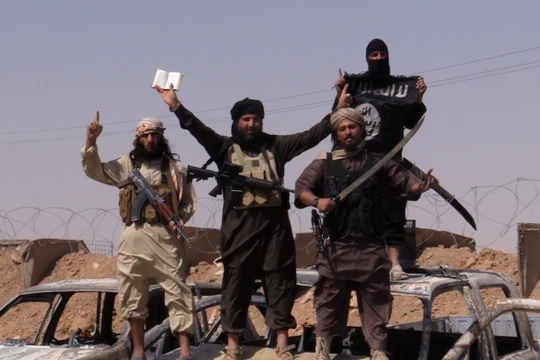 Nhóm chiến binh IS trên mặt trận sa mạc tỉnh Homs