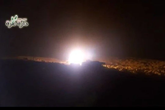 Không quân Nga không kích ở phía Tây Aleppo.